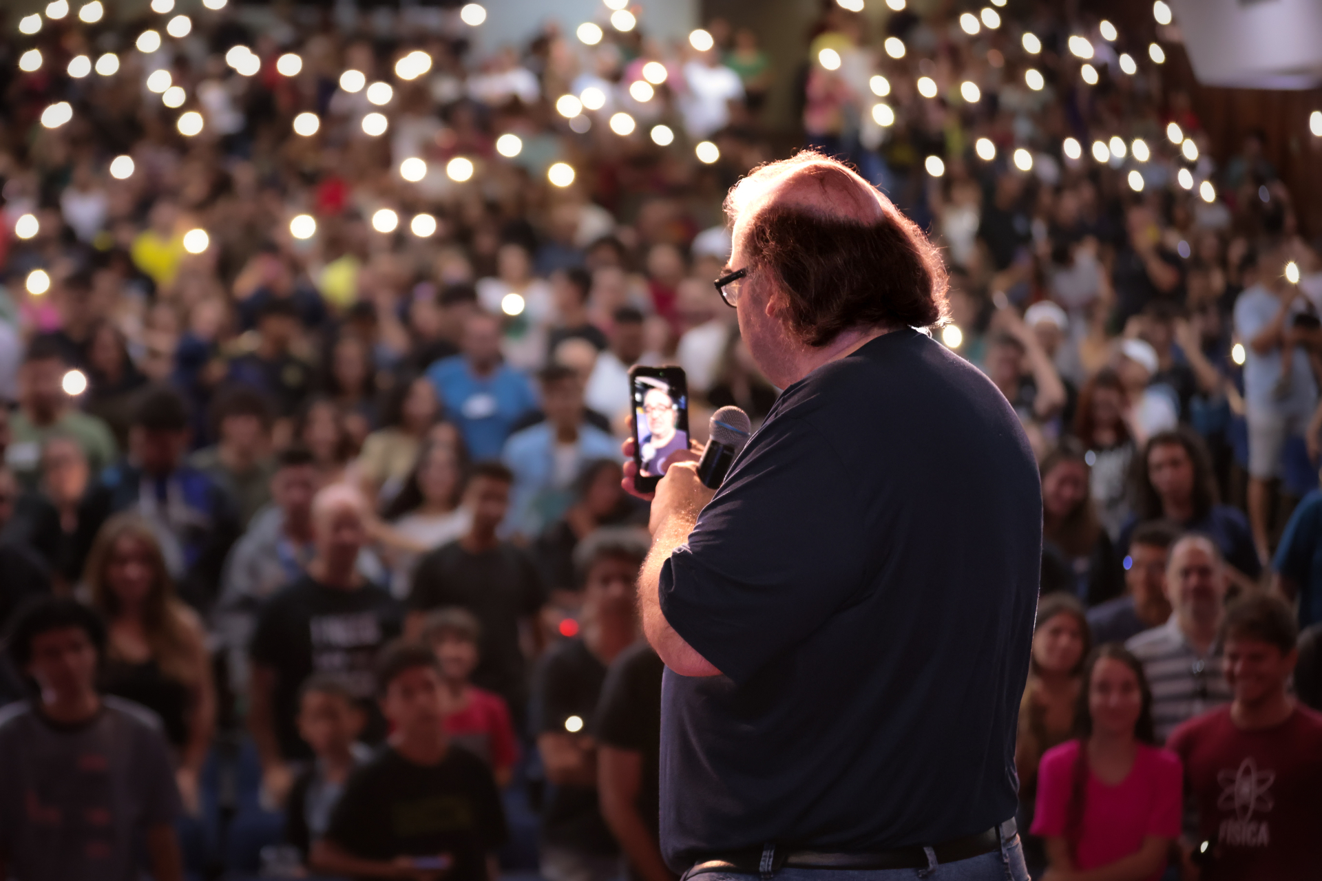 Sergio Sacani em palco